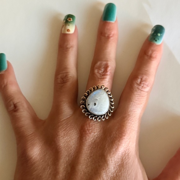 New 925 Sterling Silver Blue Flash Moonstone Uncommon Artisan Uncommon Ring - Picture 9 of 17